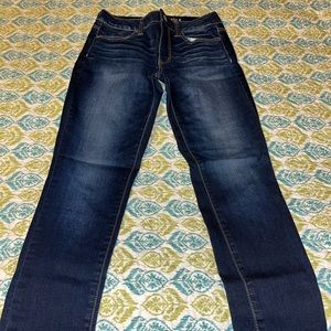 AE Hi-Rise Super Stretch Jegging - Size 6